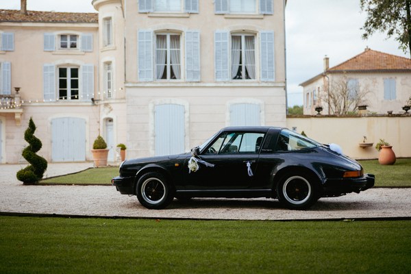 Porsche vintage château Provence - photographe mariage
